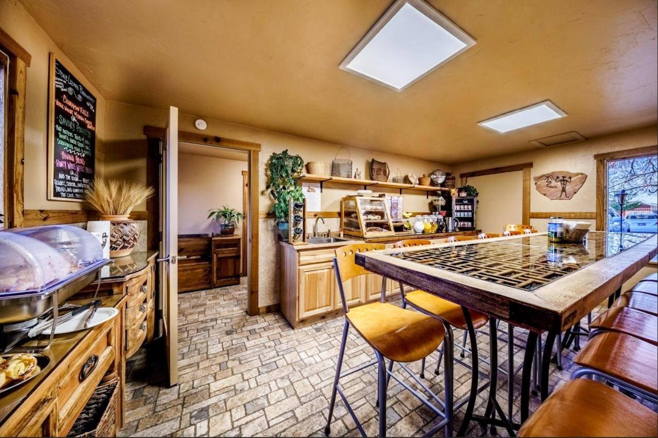 Stone Lizard Lodge Blanding Exteriör bild